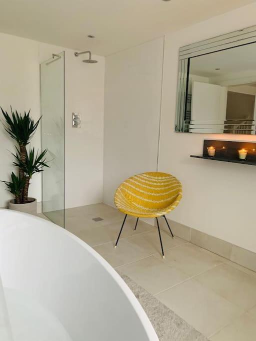 Villa Luxury Retro 4 Bed Town House In Heart Of Alnwick Extérieur photo